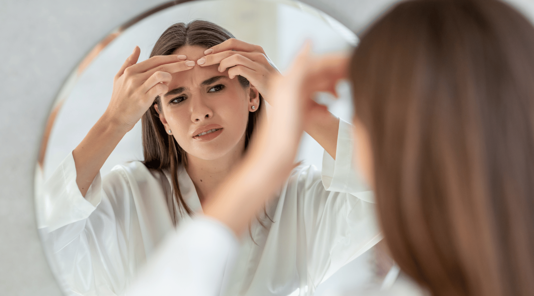 How to avoid pimples on the face?